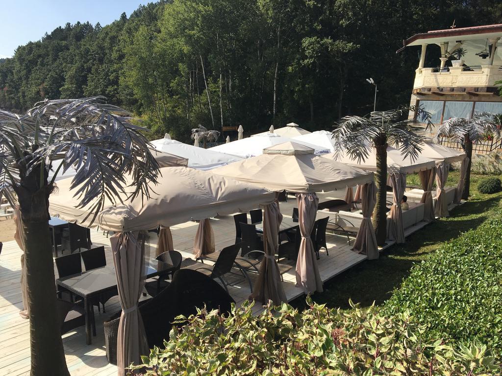 Pasarel Kamelot Hotel מראה חיצוני תמונה